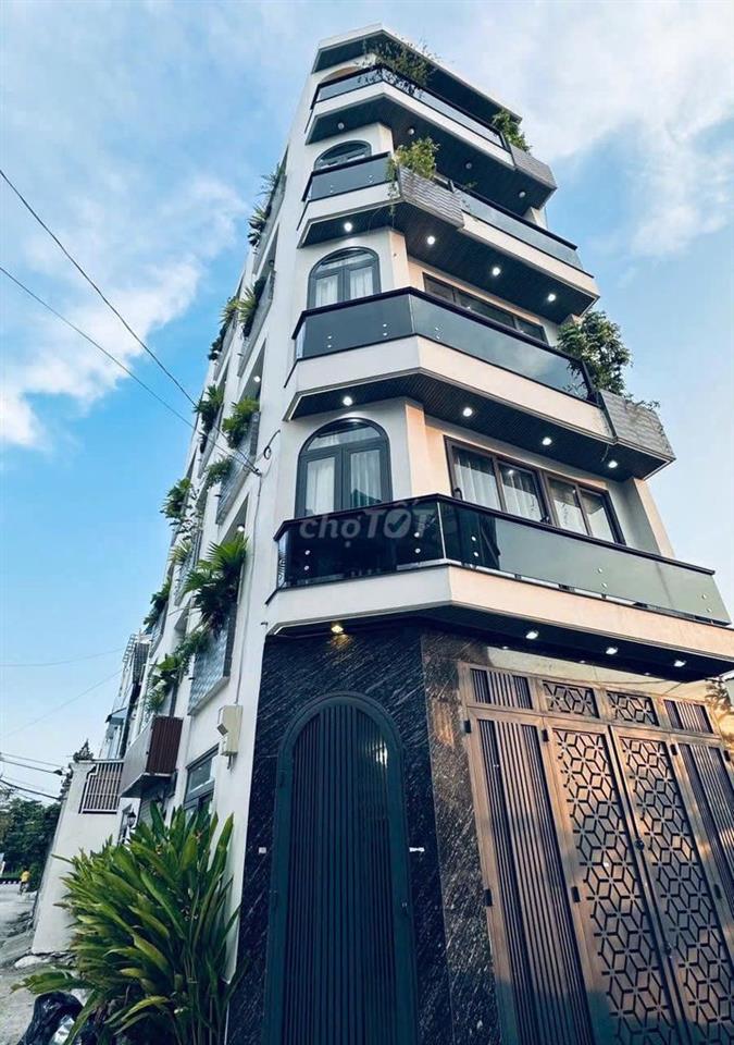 Chốt gấp nhà 1 trệt 4 lầu - Gía cực tốt