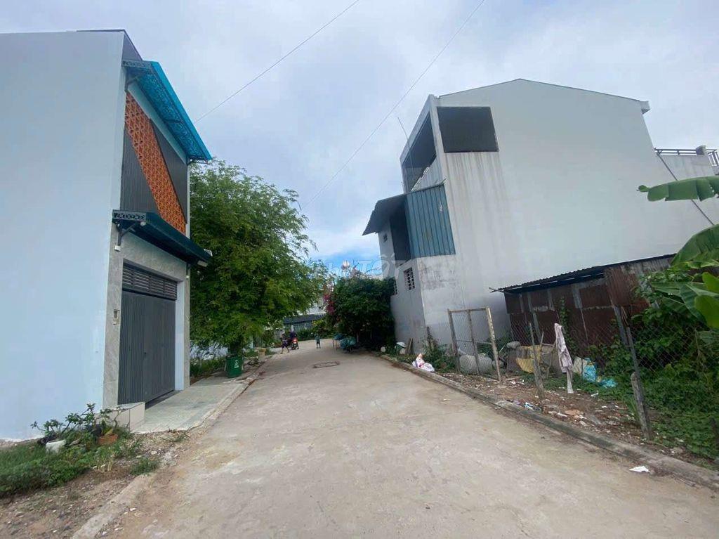 Chính chủ bán nhà5x20, 2mt hẻm 8m Vườn Lài Q12 gần cầu Nguyễn Thái Sơn