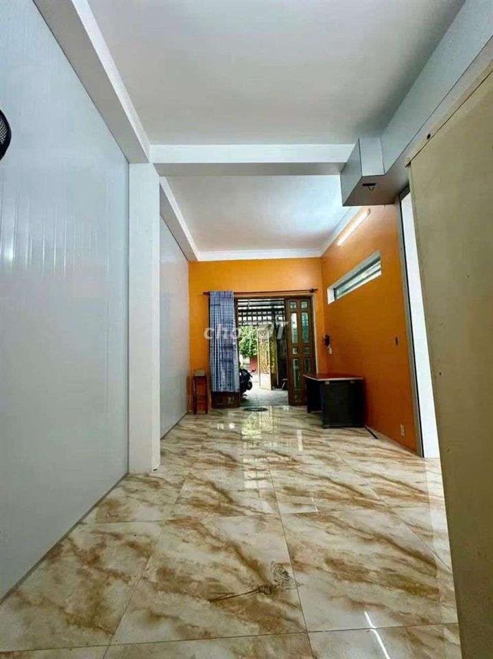 Cho thuê nhà 1 trệt 4x22 mặt tiền đường xe hơi