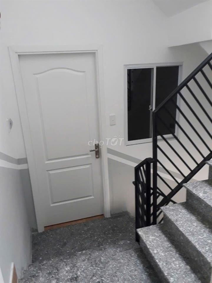 Nhà nguyên căn 7,5tr, 4PN hẽm ôtô 126m2