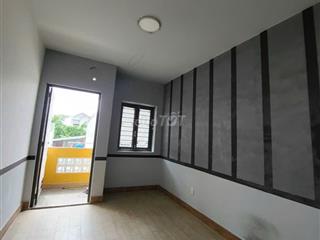 Nhà nguyên căn 3PN 90m2 ban công thoáng