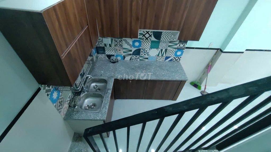 Đối diện Nguyễn Tất Thành quốc lộc 1 A 2PN