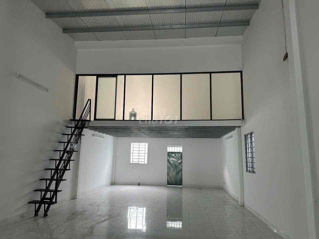 Kho xưởng trệt lửng 6*35 dg 2 xe tải tiện SXKD