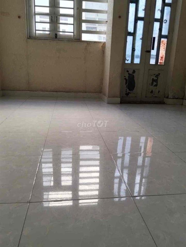 Trệt 2 lầu 4*7; 2pn 3wc đi Gò vấp gần