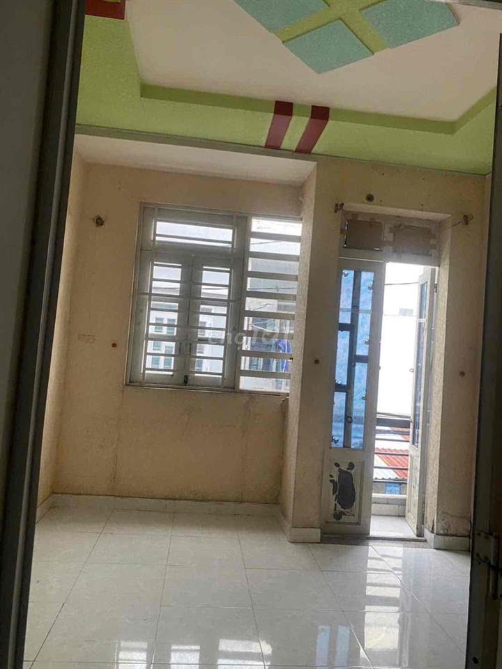 Trệt 2 lầu 4*7 ;2pn đi Gò vấp gần