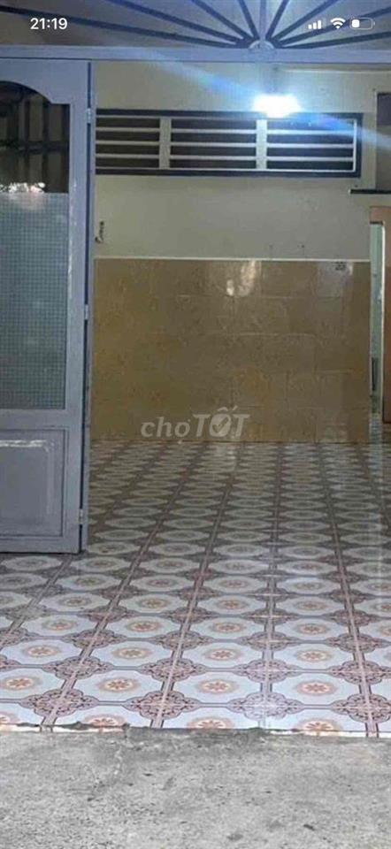 Trệt lửng 4*16; có sân hẻm xe tải Rẻ chốt lẹ
