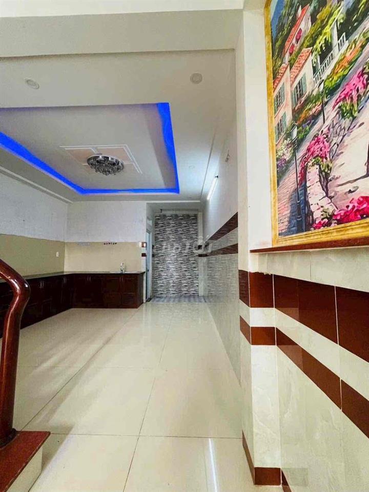 Trệt 3 lầu 4*14; 5pn đg xe tải 7m