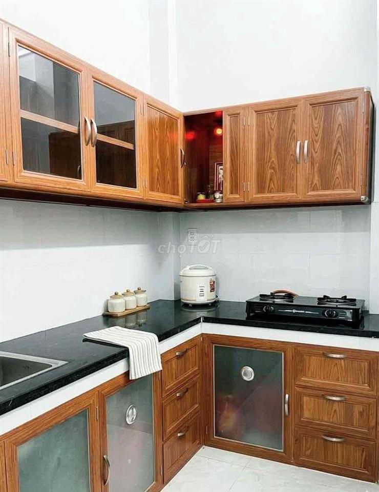 Trệt làu 4*11; 3pn rẻ chốt lẹ