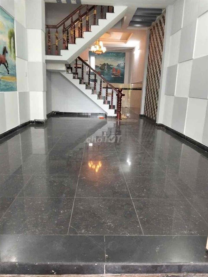 Nhà mặt tiền trệt 2lầu 4,5*20 3pn sân thượng tiện KD