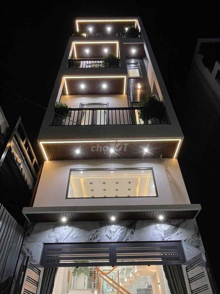 Trệt lửng 3 lầu 4*14; 4pn sẵn nội thất mới keng