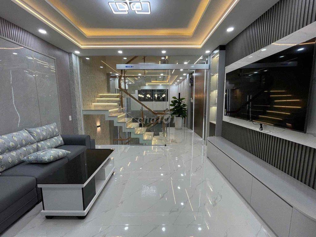Trệt lửng 3 lầu 4*14; 4pn sẵn nội thất mới keng