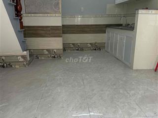 Trệt lầu 4*7; 2pn dg xe hơi