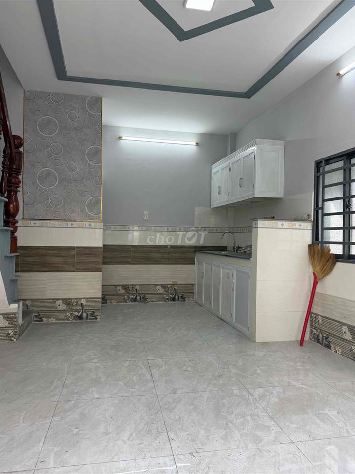 Trệt lầu 4*7; 2pn dg xe hơi