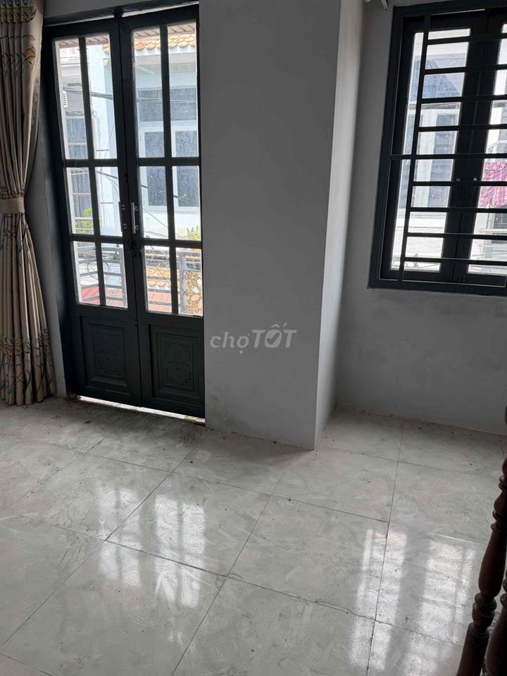 Trệt lầu 4*7; 2pn dg xe hơi