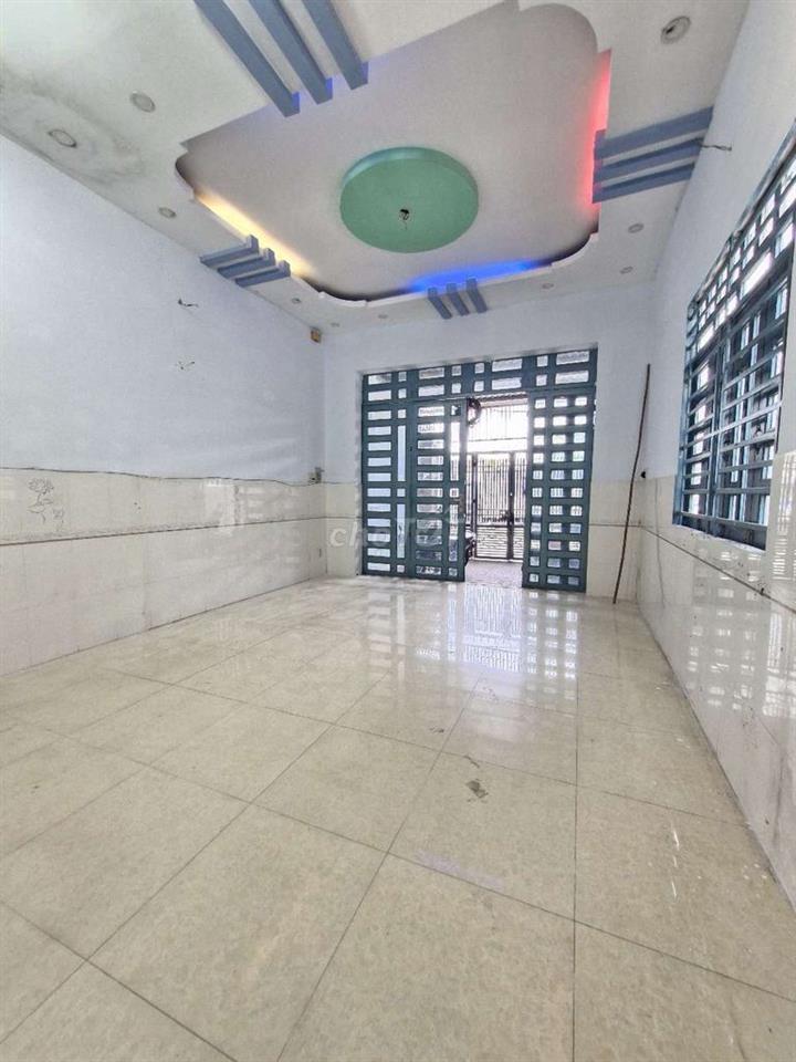 Cho thuê nhà mặt tiền đường 