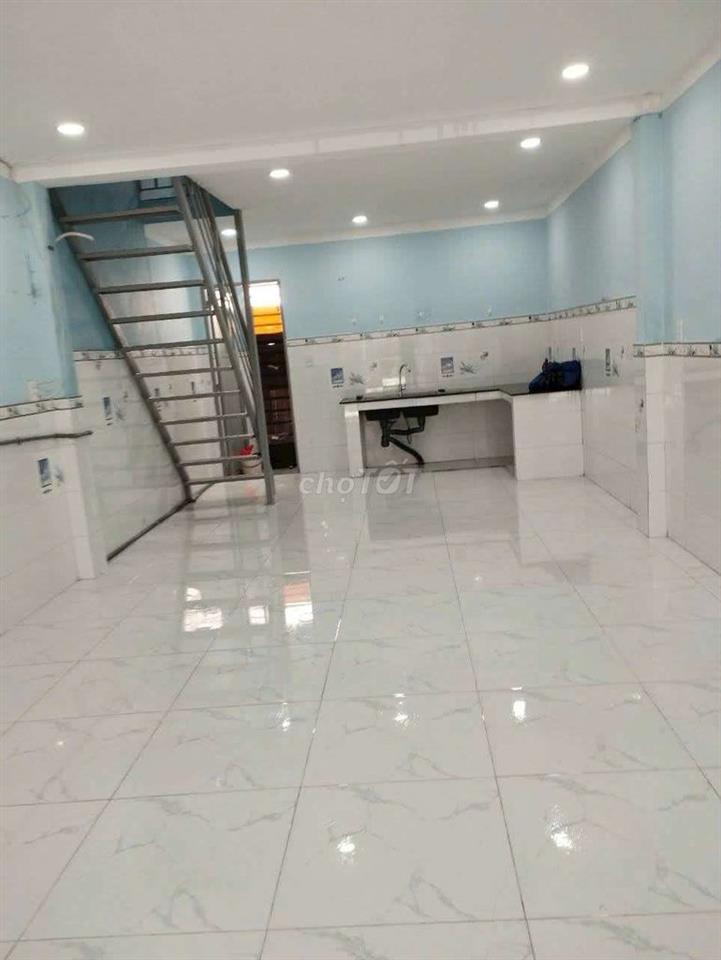 Cho thuê nhà mới hẻm xe tải 