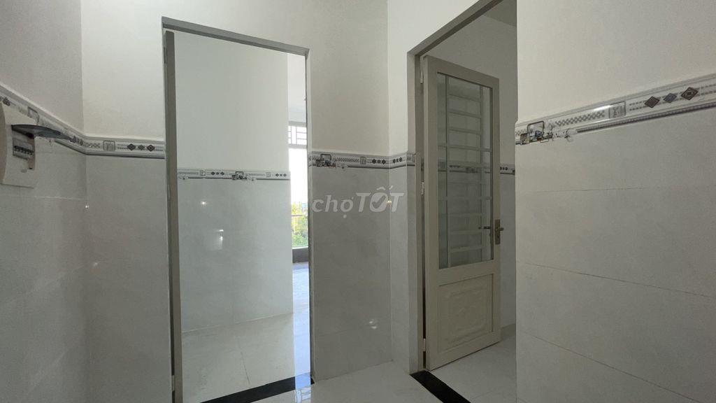 Nhà Mới Nguyên Căn 4 Phòng Ngủ P. An Phú Đông, Q.12. HCM