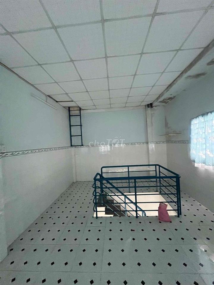 Nhà Nguyên Căn 96/6 TX25 Quận 12, DTSD : 120m2
