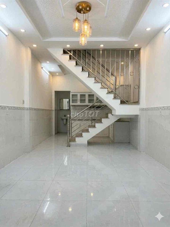 NHÀ ĐẸP HT13_Gần Chợ HT, 1LẦU-2p ngủ-khu an ninh
