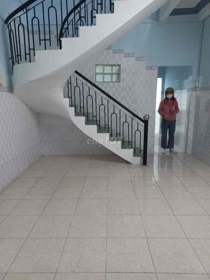 MẶT TIỀN TCH_80m2,đúc 1lầu,3p ngủ-Kdbb đa ngành nghề