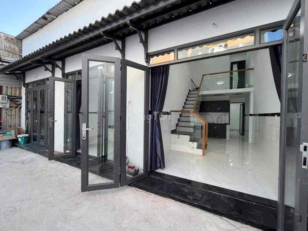 Nhà đẹp mới 60m2_đúc lửng,2p ngủ-Ngay Lê Văn Khương,