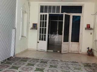Nhà Mt Chợ,cách chợ giãn dân 20m-cấp4,Thuận tiện kdbb