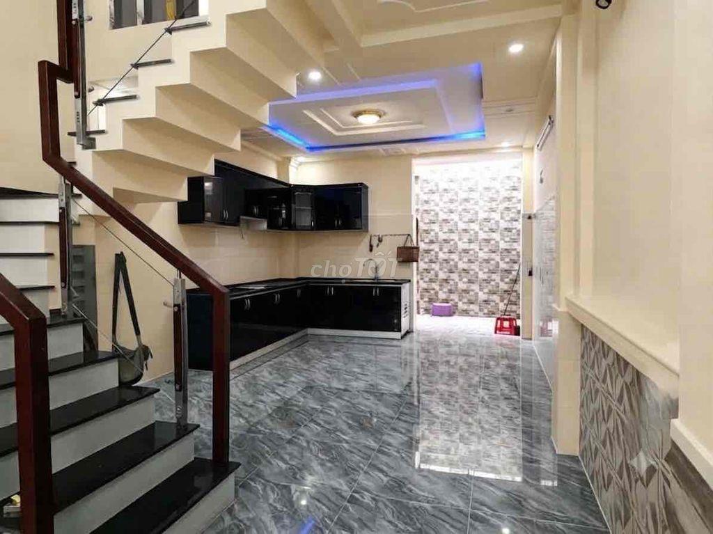 Nhà đẹp 210m2_đúc 4 lầu,4p ngủ-Ngay Nguyễn Ảnh Thủ,Đường 10m thông