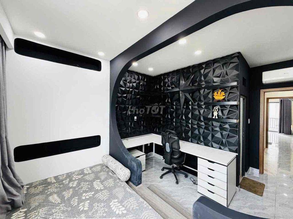 NHÀ ĐẸP Trường Chinh_4lầu,5p ngủ-đường 10m khu phân lô