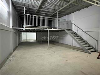 cho thuê mặt bằng kho 8x35m có gác .