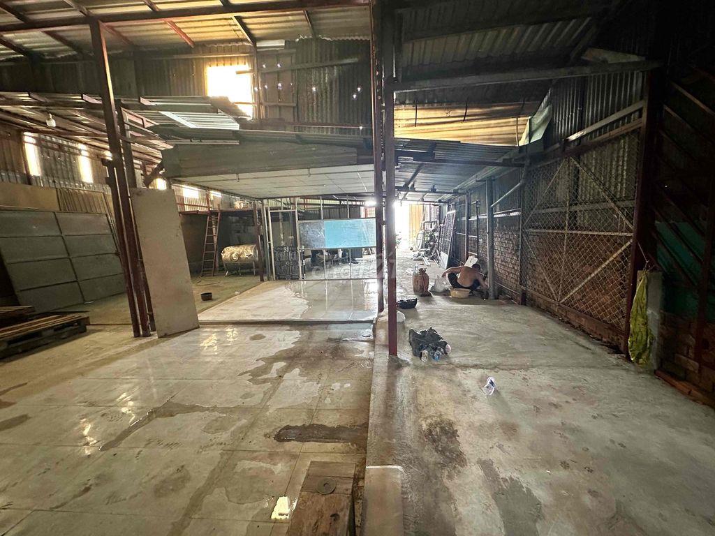 cho thuê kho 260m2 . đông hưng thuận 27