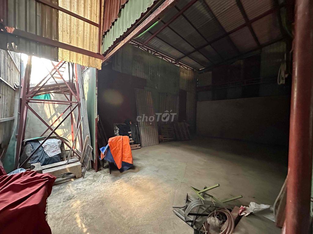 cho thuê kho 260m2 . đông hưng thuận 27
