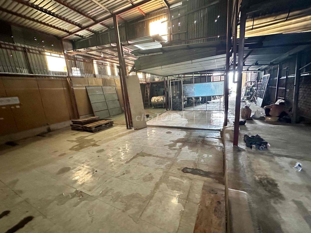 cho thuê kho 260m2 . đông hưng thuận 27