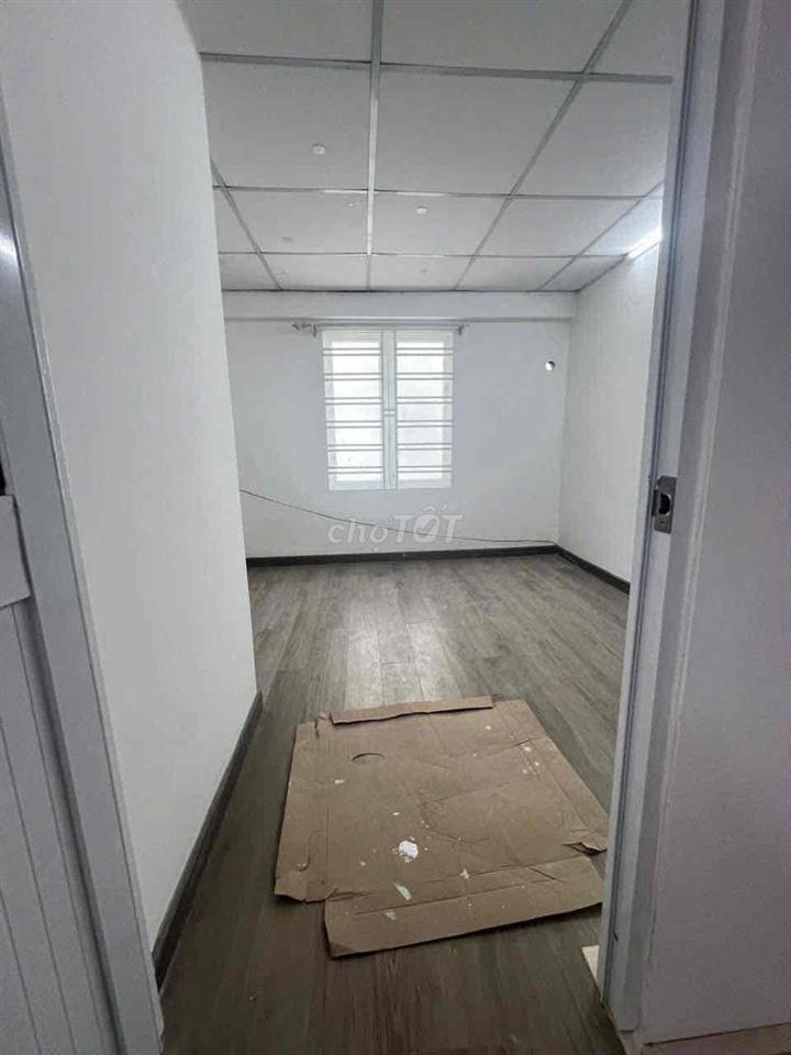 bán nhà 1 tret Lầu 2 pn.