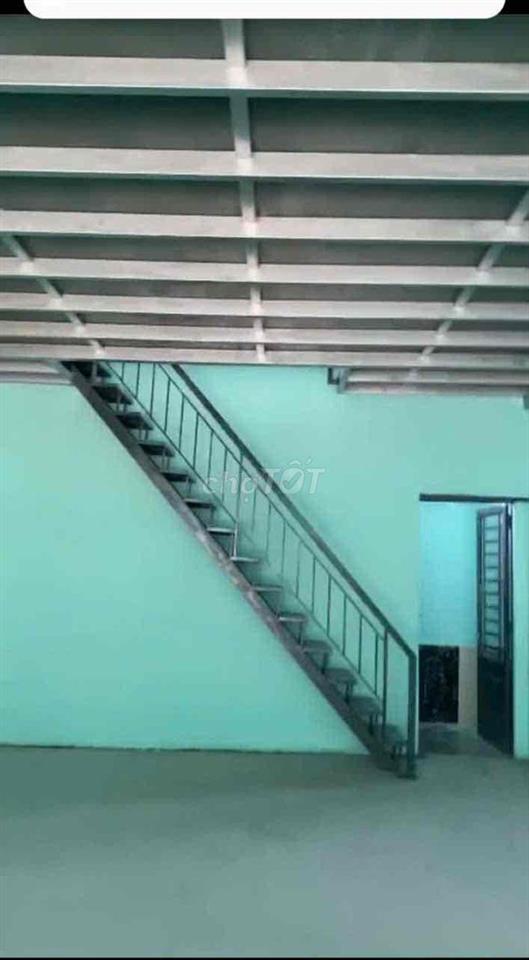 cho thuê nhà làm kho hoặc ở 5x20 có gác
