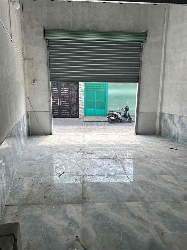 cho thuê nhà ở hoặc làm kho 4x8m có gác đúc giả.