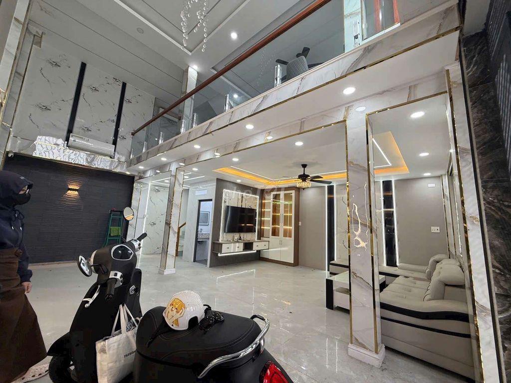 nhà mới kiểu hiện đại  xây sẵn nội thất như hình 5p 6wc , 