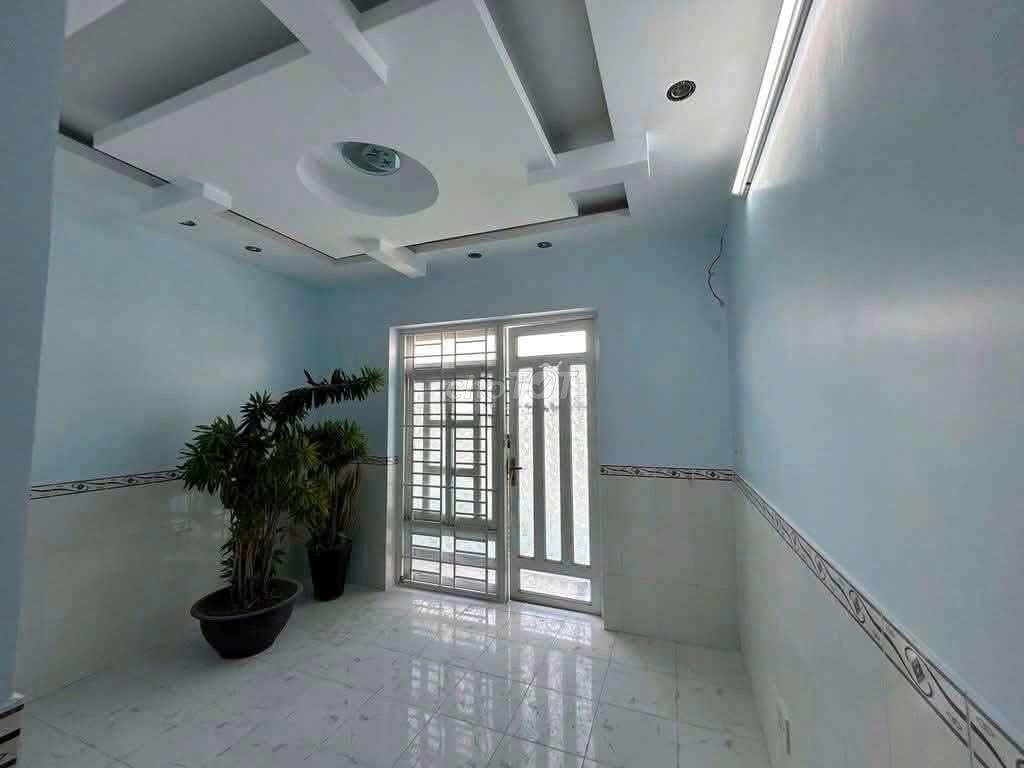 nhà mới sơn lâm thi thi hố tch 4pn ,pthơ, 3wc .hẻn ôtô 