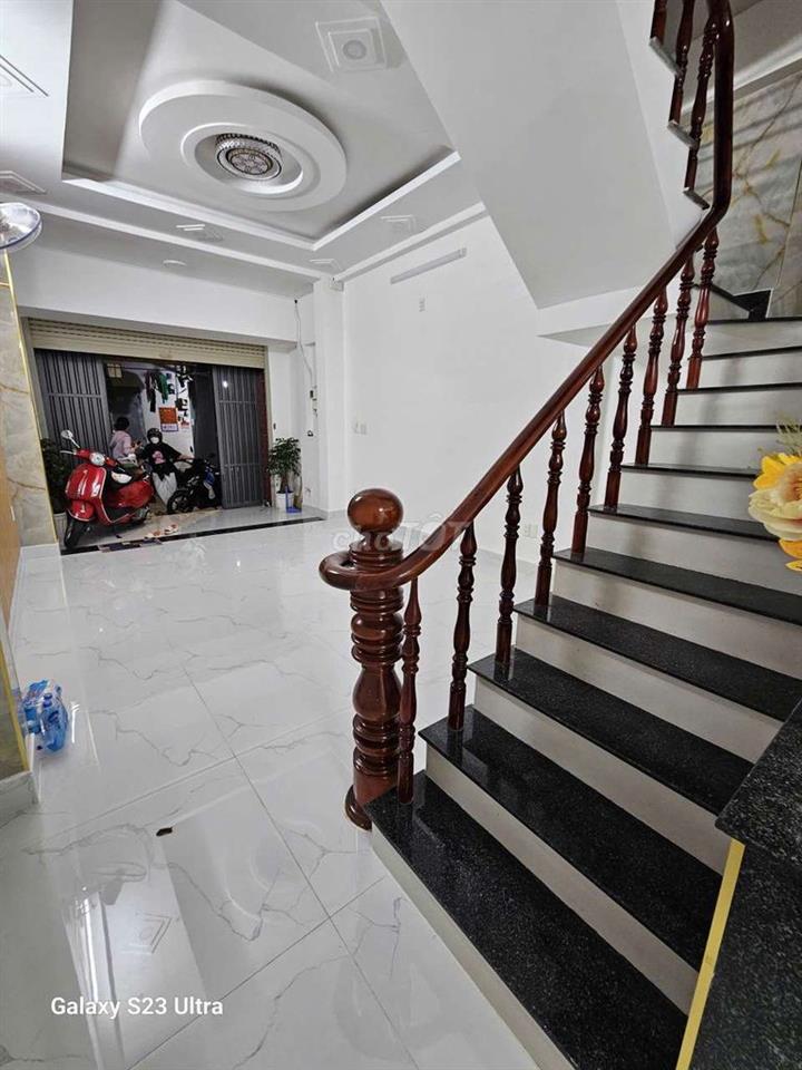 nhà mới gần hiệp thành city, 2pn 2wc 