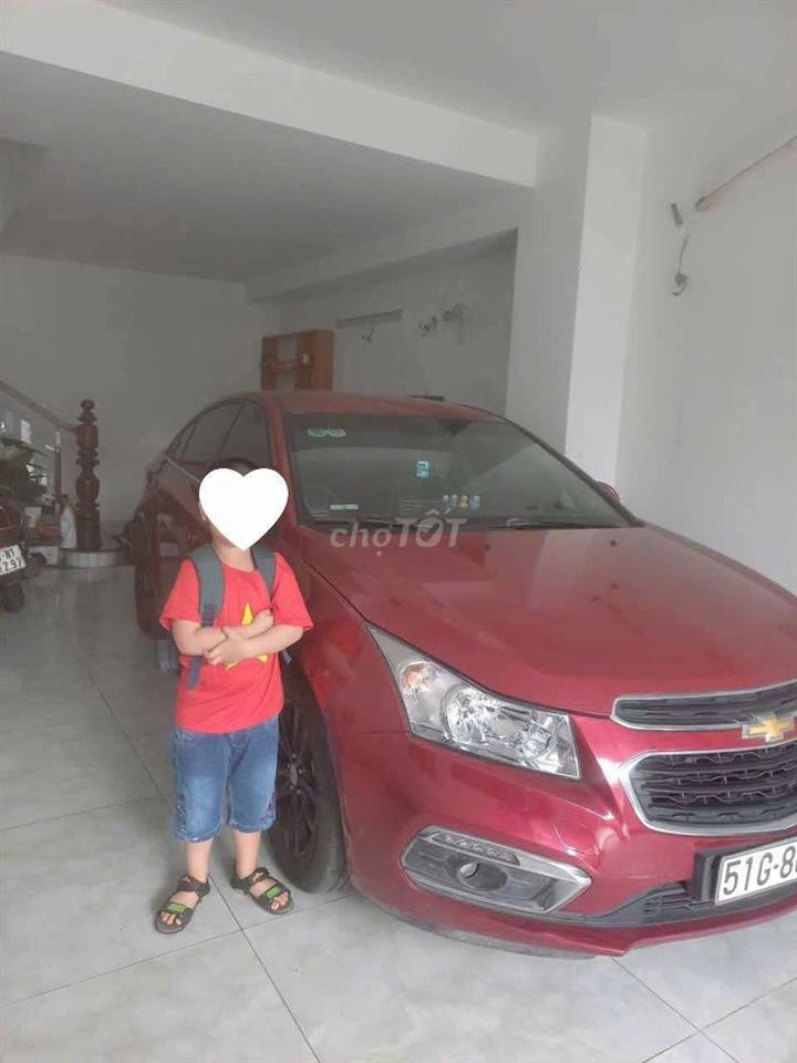 4pn 1p thờ ,3 máy lạnh .ôtô đậu trong nhà 