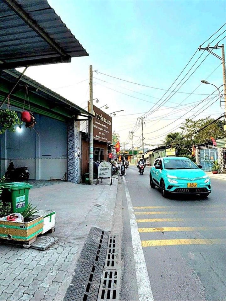 nhà mặt tiền thuận tiện kd, buon ban, kho, nhà xưởng , gia công .4pn