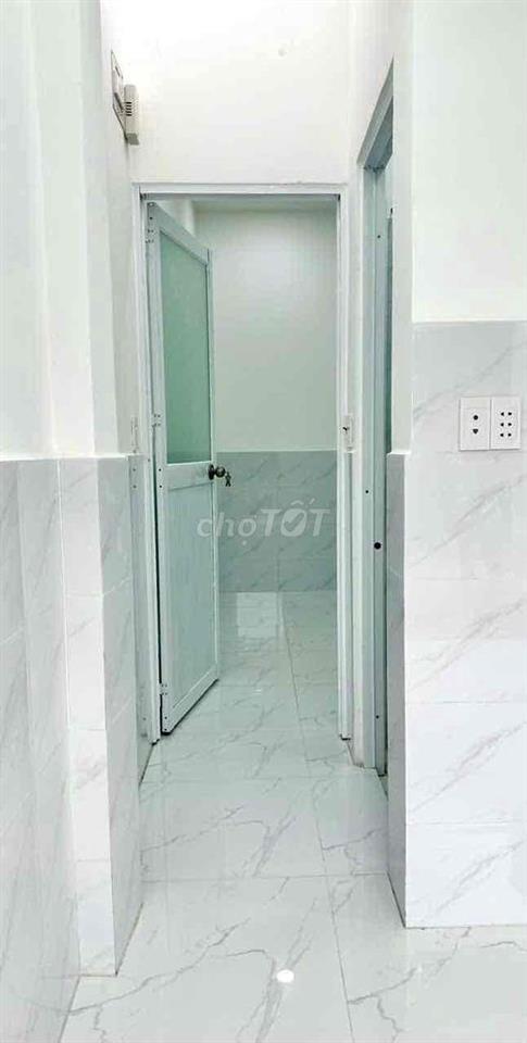 cho thuê nhà mặt nhựa