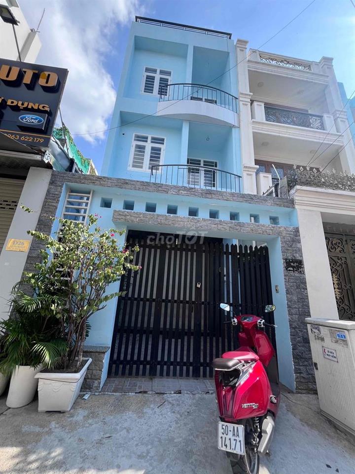 CHO THUÊ NHÀ NGUYÊN CĂN 250m2, D.27 LÊ THỊ RIÊNG 18 TRĐ
