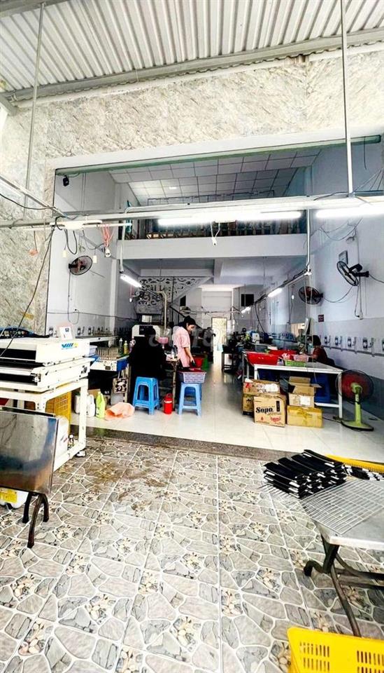 Nhà kho rẻ🪴6x25, Đúc suốt, 2ph ,2WC,Hẻm to🪴Có điện 3pha🪴 HiệpThành Q12