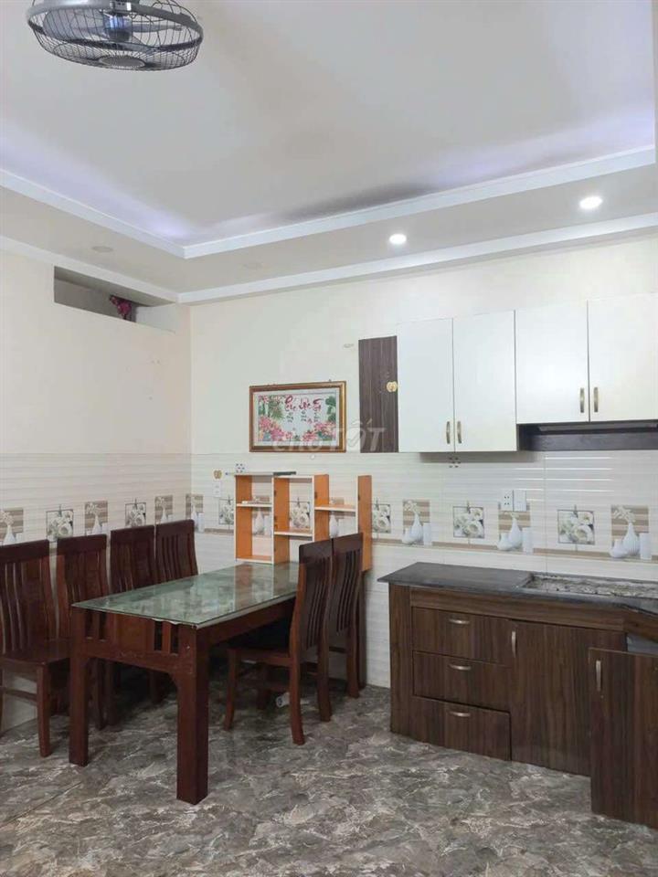 Mơi 5x11 ⚘️Đuc 3 lầu,5ph 4WC xe hơi vào nhà ok ⚘️Hiẹp Thành Q12
