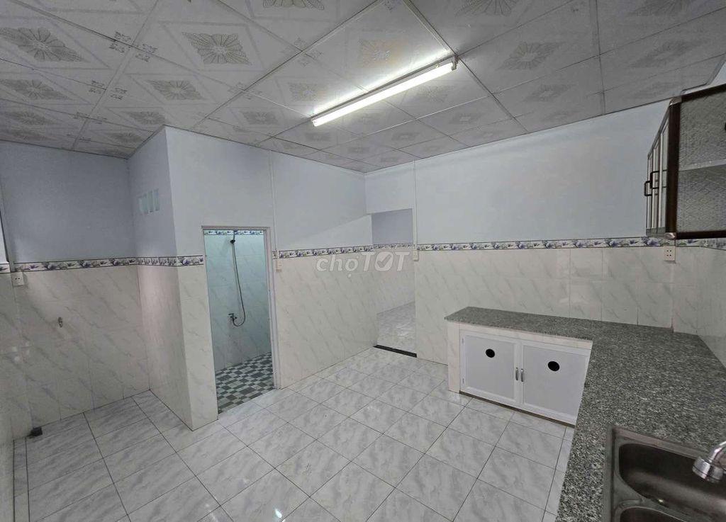 5*20/ đúc lửng/hẻm xe tải nguyễn ảnh thủ gần ngã tư nc đá 