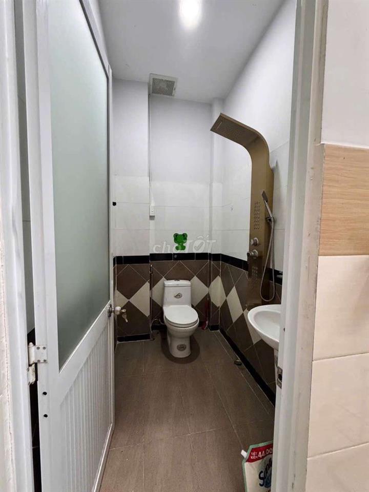 HẺM 551 LÊ VĂN KHƯƠNG 2LẦU/4*18