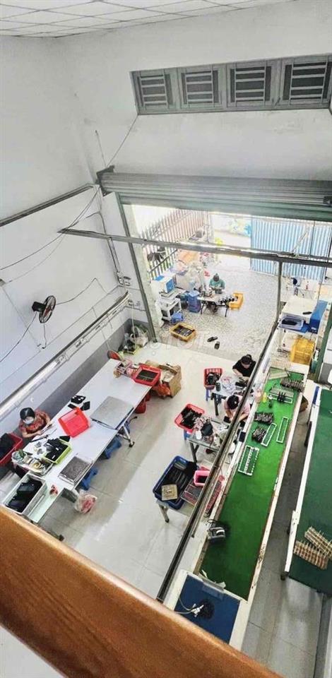 Cho thuê kho xưởng 150m2 - 2PN - 2WC - Xe tải vào tận nơi - Quận 12