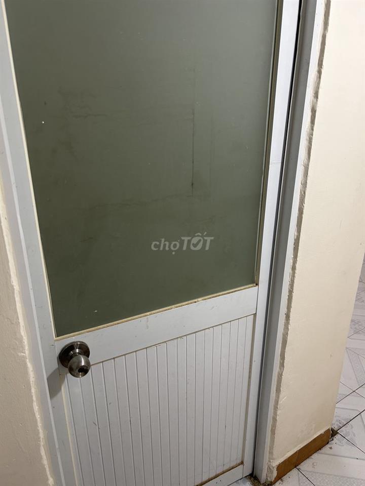 Cho thuê nhà nguyên căn 70m2, hẻm Trường Chinh.