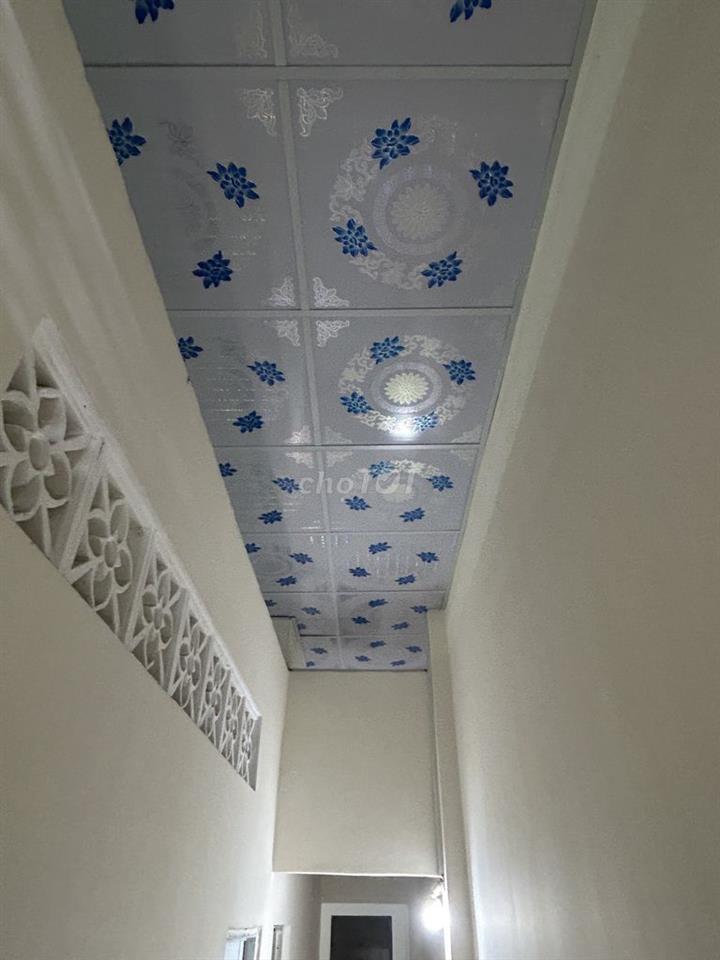 Cho thuê nhà nguyên căn 70m2, hẻm Trường Chinh.
