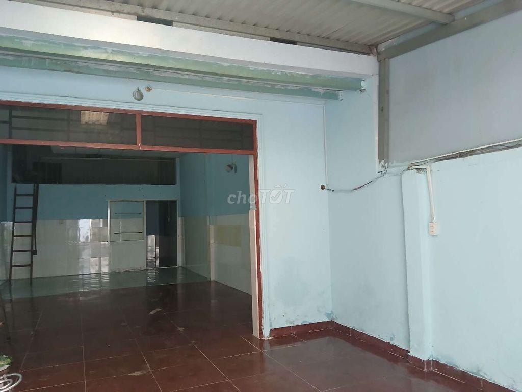 cho thuê nhà dt 5x18m có điện 3 pha